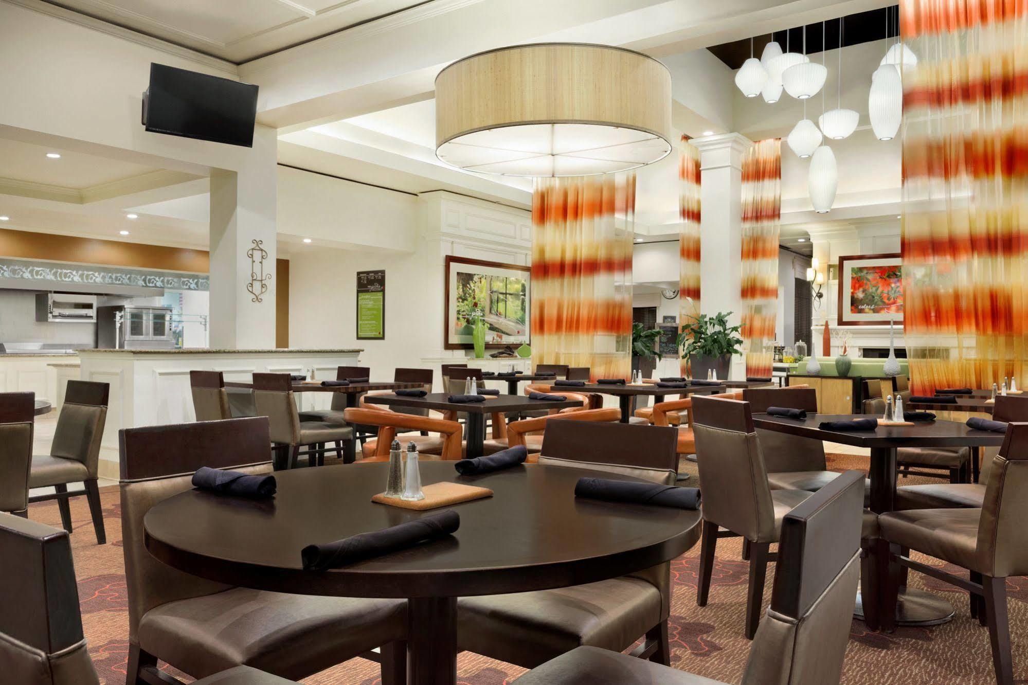 Hilton Garden Inn Atlanta Perimeter Center Dunwoody Exterior photo