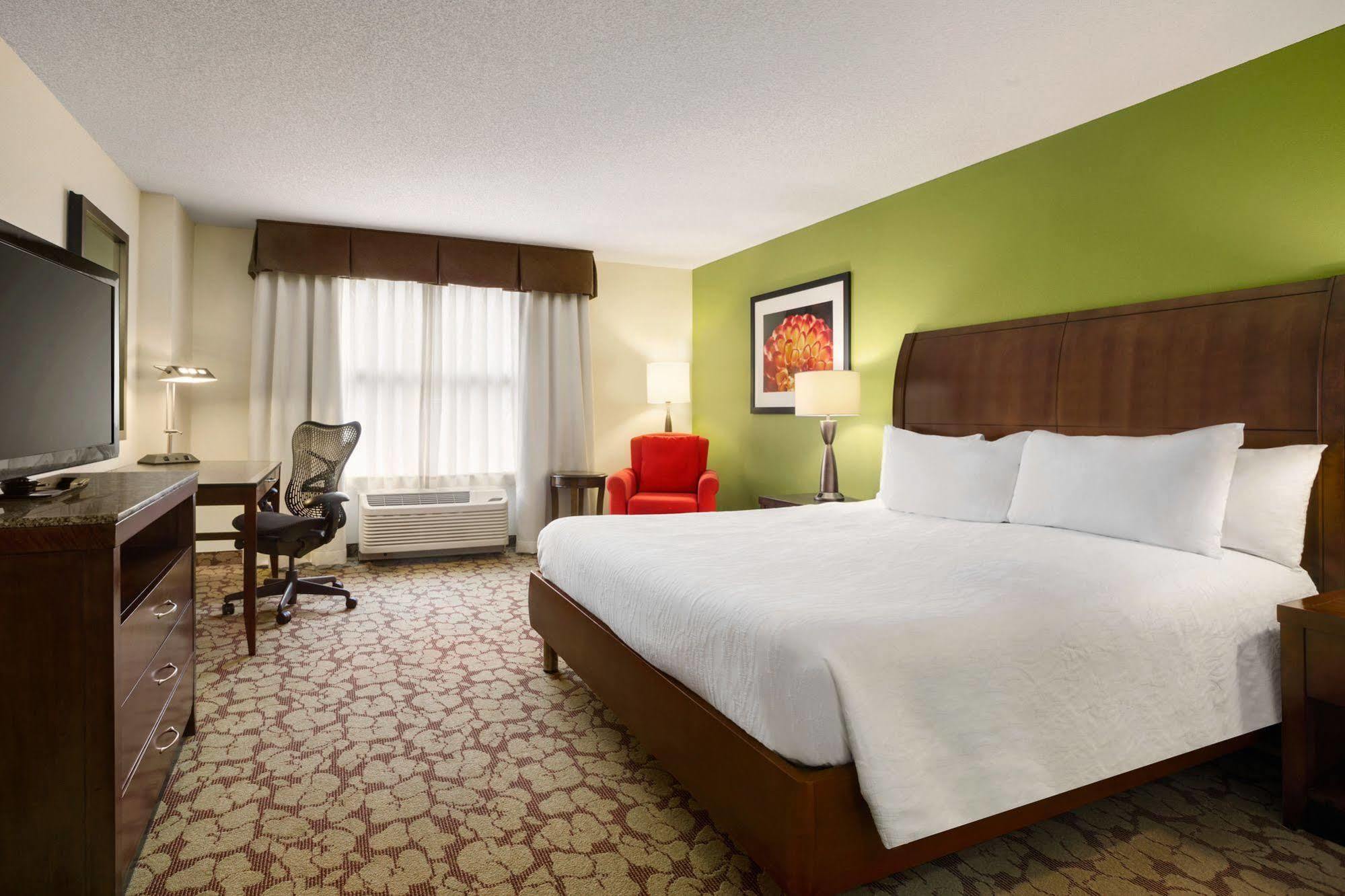 Hilton Garden Inn Atlanta Perimeter Center Dunwoody Exterior photo