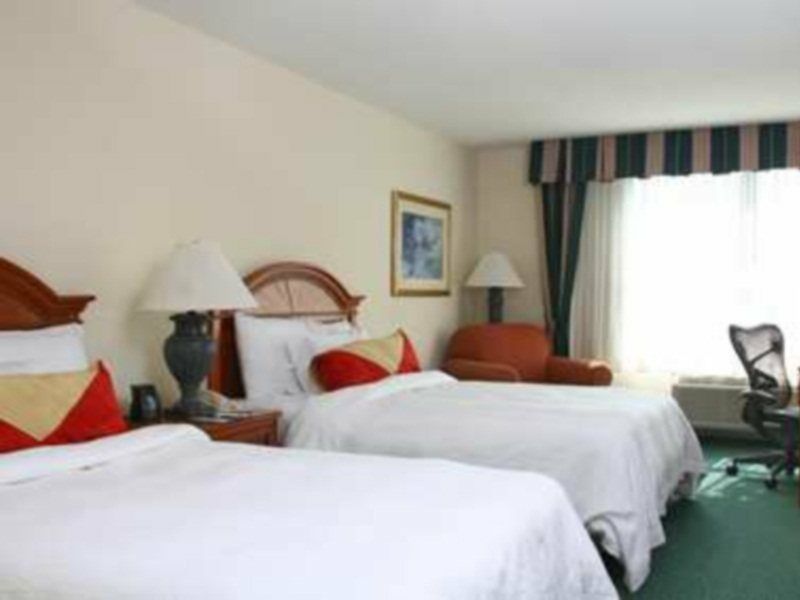 Hilton Garden Inn Atlanta Perimeter Center Dunwoody Exterior photo